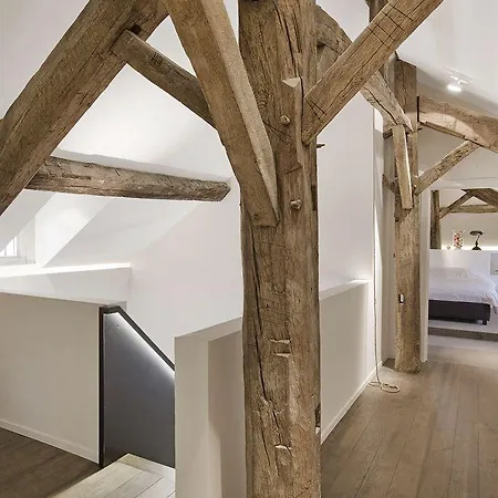 Hotel Chateau De Grandvoir 3*