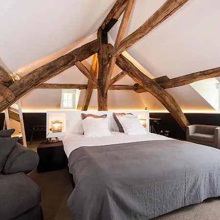 Hotel Chateau De Grandvoir 3*