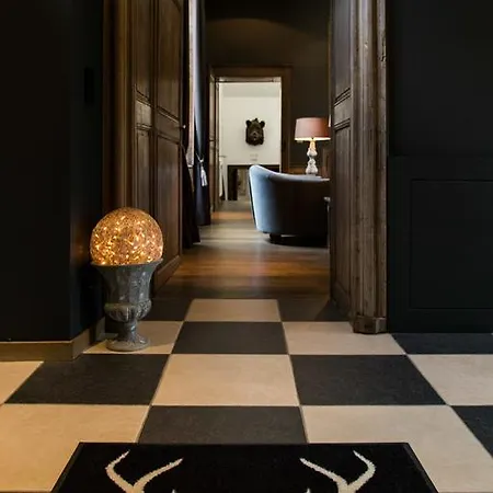 Hotel Chateau De Grandvoir 3*