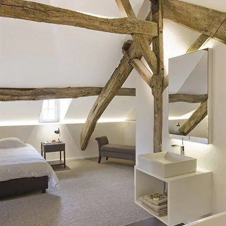 Chateau De Grandvoir Szálloda 3*